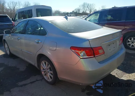 2011 Lexus Es 350 z USA, uszkodzony, nr VIN JTHBK1EG5B2469248